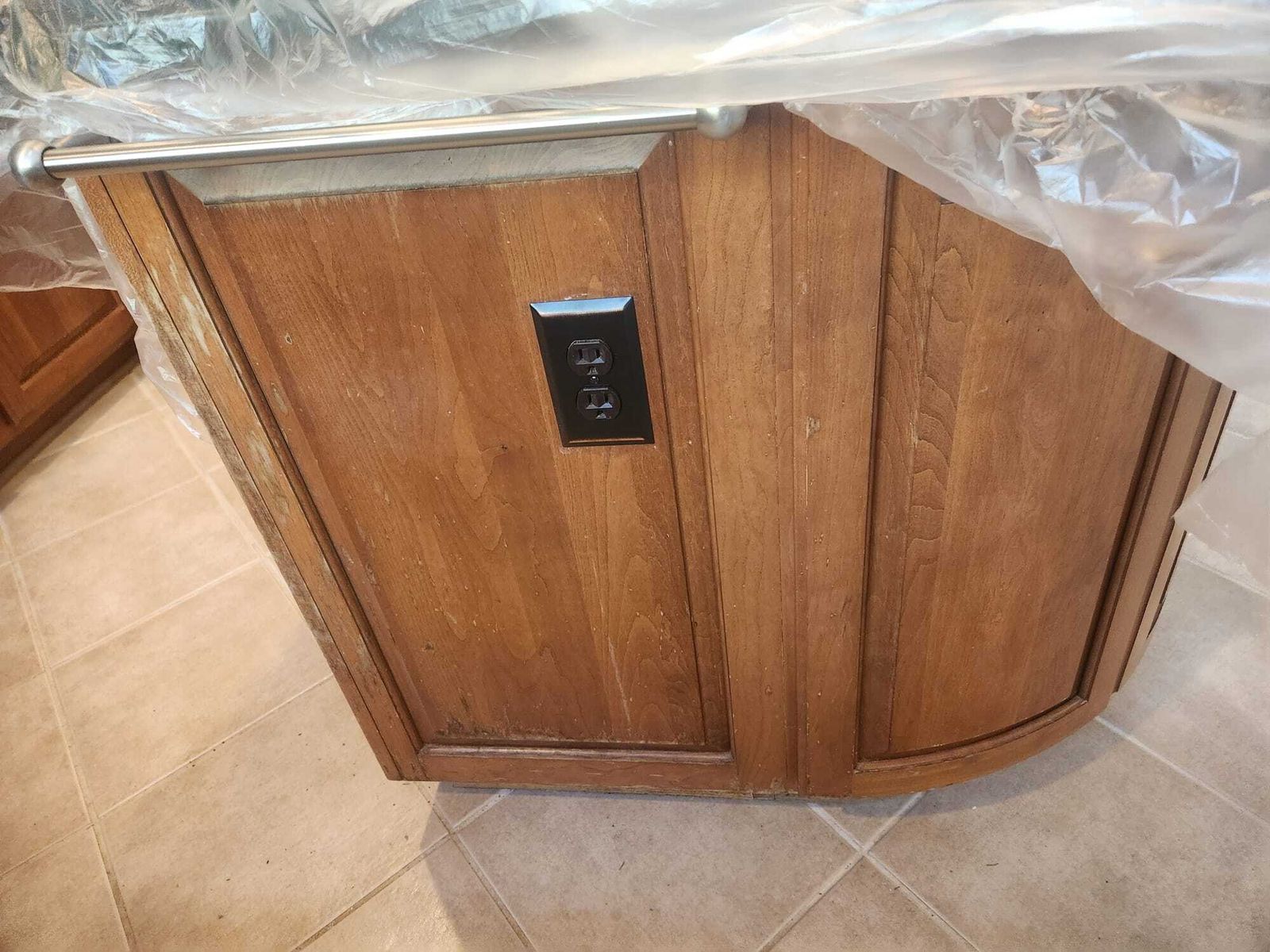 Dated wood kitchen cabinetry before refinishing by Rose Restoration