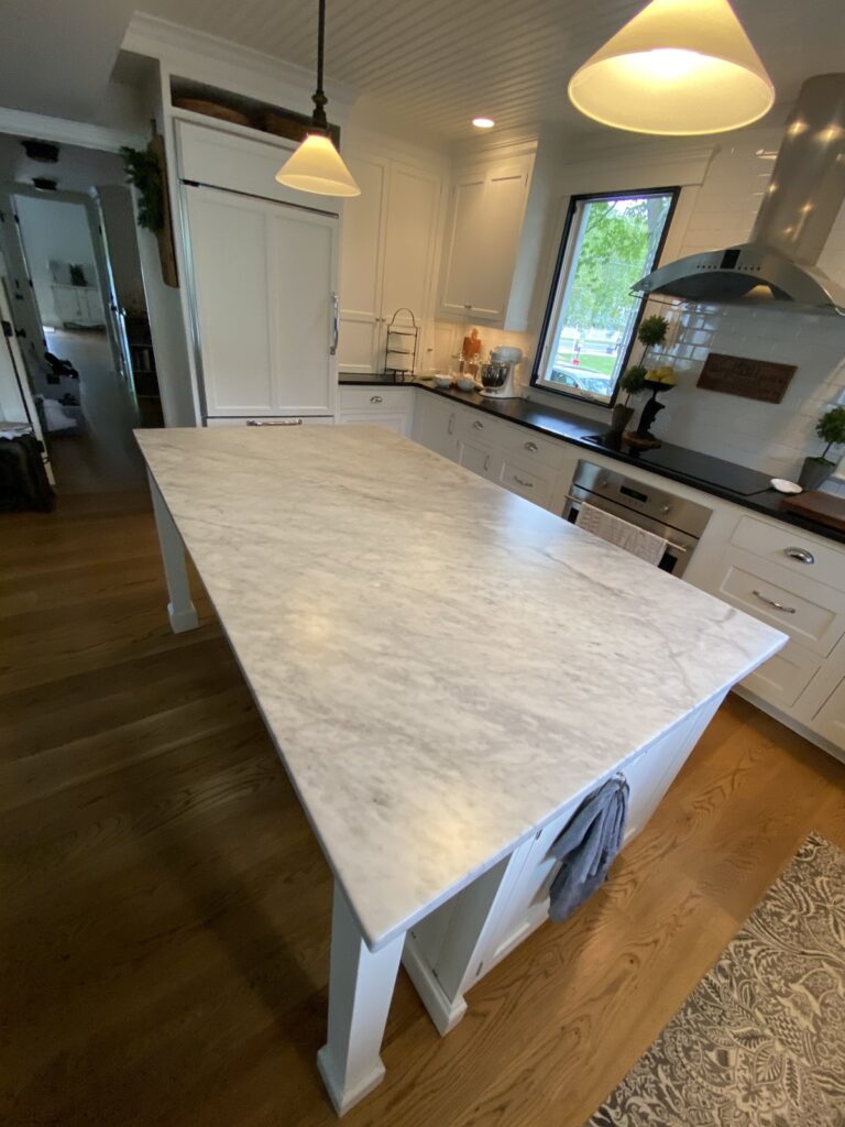 White marble kitchen island, Rose job in Fairfax County, VA, 2021